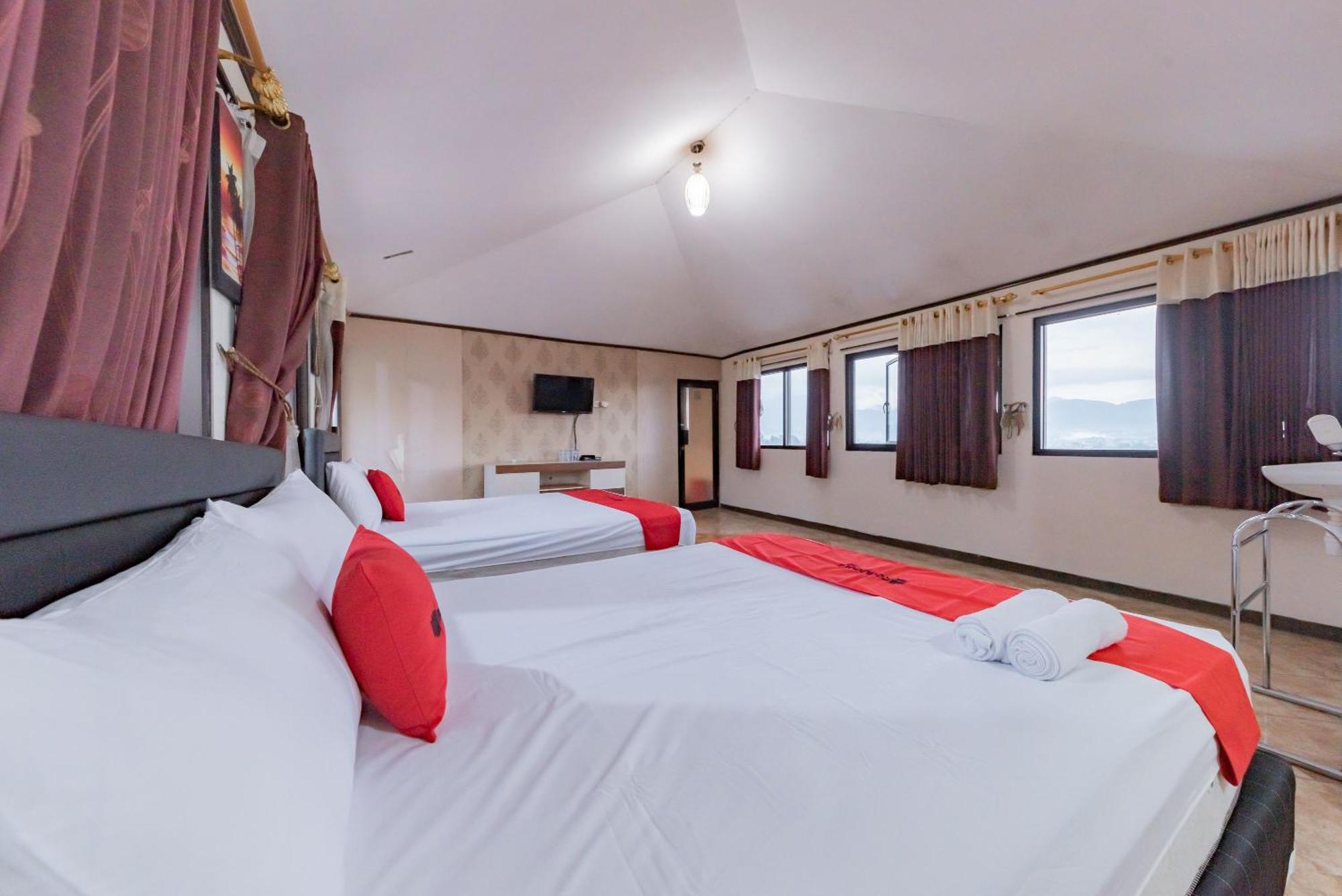 Reddoorz Near Cikole Lembang Hotel Exterior photo